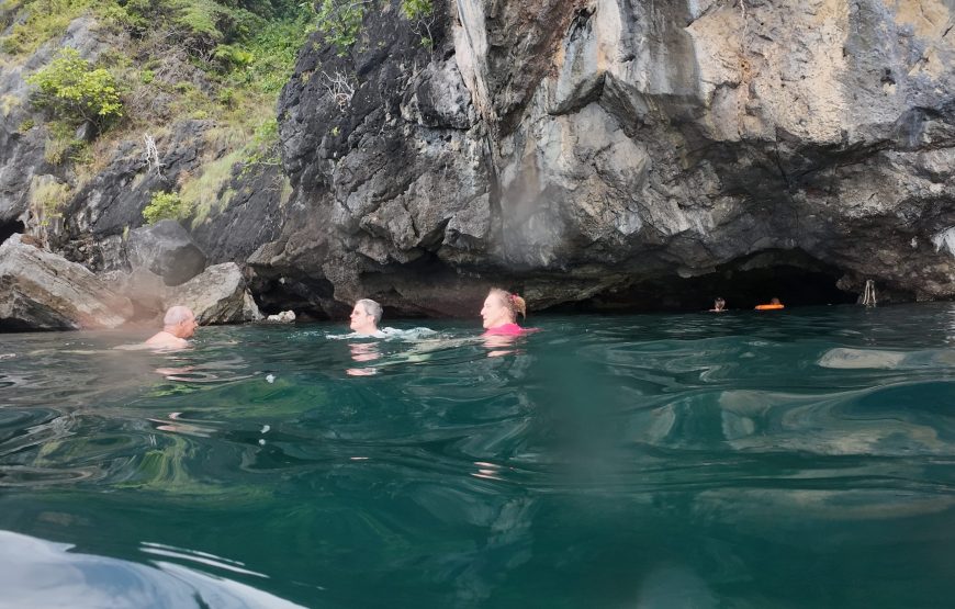 Trang: Emerald Cave, Kradan, Chueak Snorkeling Boat Trip